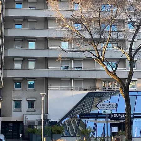 Chez Edgare A *